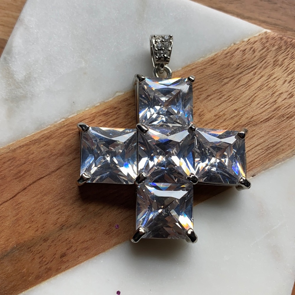 Crystal cross pendant large